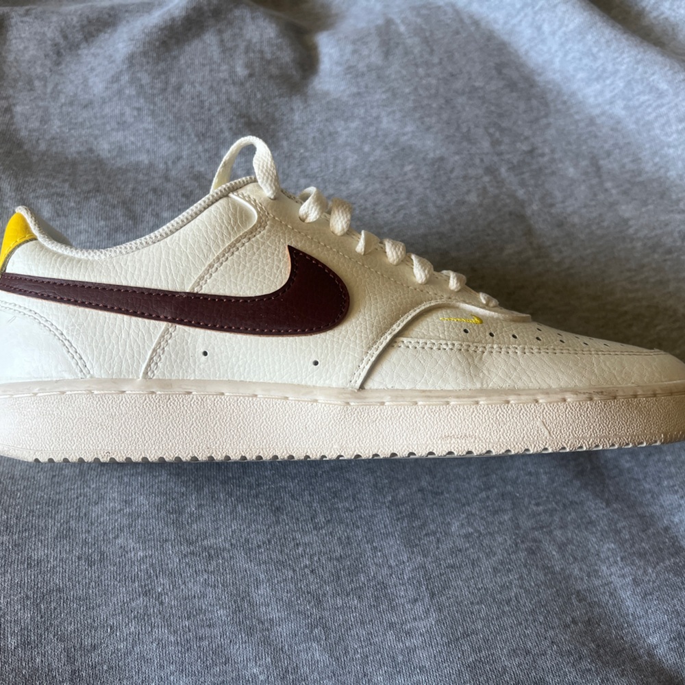 Nike Court Vision Low - Women’s